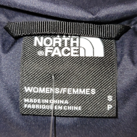 The North Face Women's Dealio 550 Down Parka Size Small - Picture 8 of 10
